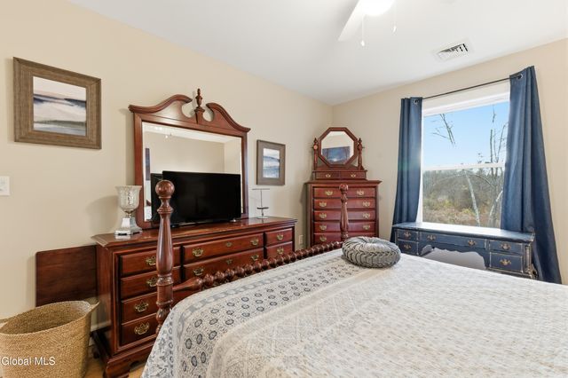 1633 W River Road, Moreau, NY 12831