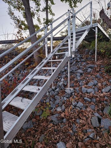 1633 W River Road, Moreau, NY 12831