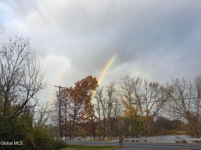 1633 W River Road, Moreau, NY 12831