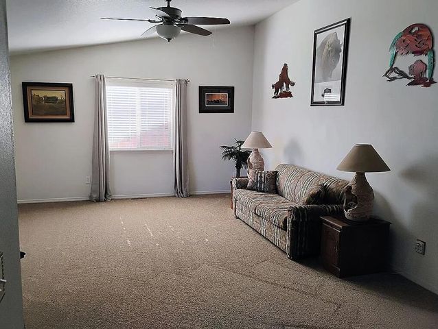 578 SE Sugar Pine Way, Madras, OR 97741