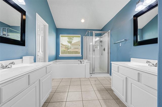 12838 Cooper Breaks Drive, Humble, TX 77346