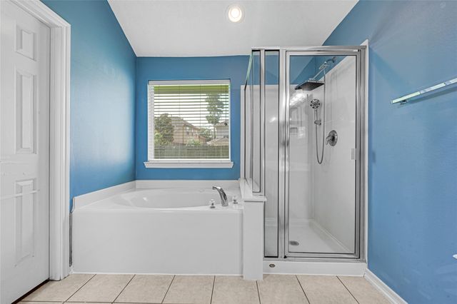 12838 Cooper Breaks Drive, Humble, TX 77346