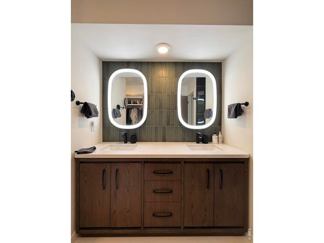 1324 Zenobia St, Denver, CO 80204