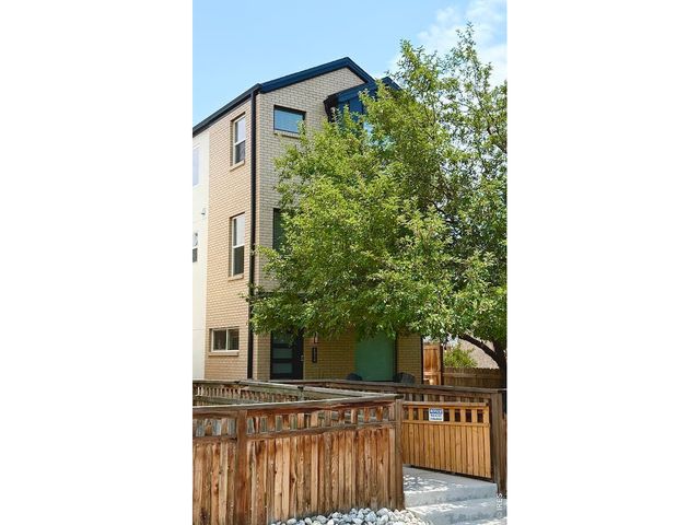 1324 Zenobia St, Denver, CO 80204