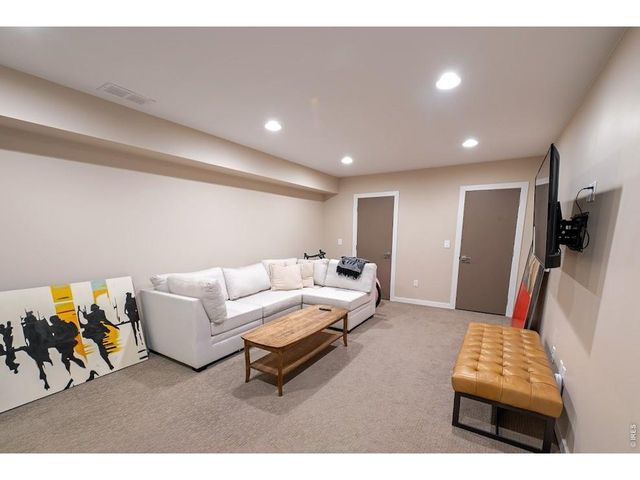 1324 Zenobia St, Denver, CO 80204