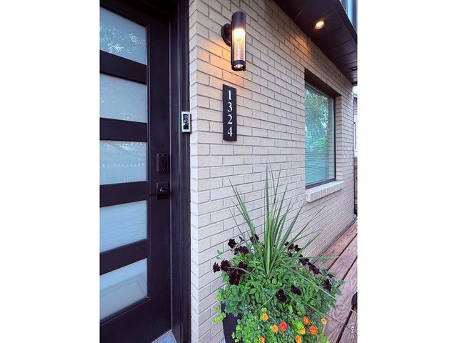 1324 Zenobia St, Denver, CO 80204