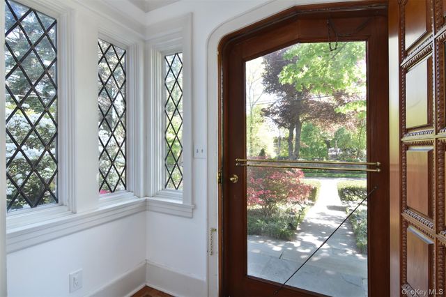107 Ancon Avenue, Pelham, NY 10803