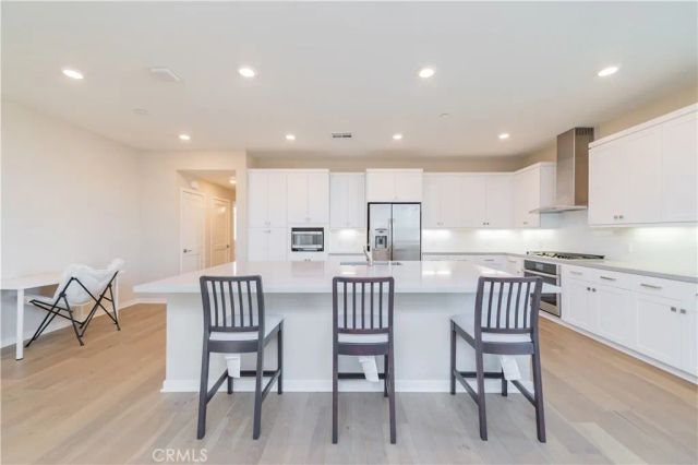 135 Bowery, Irvine, CA 92612