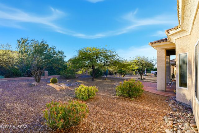 13652 N Gold Cholla Place, Marana, AZ 85658