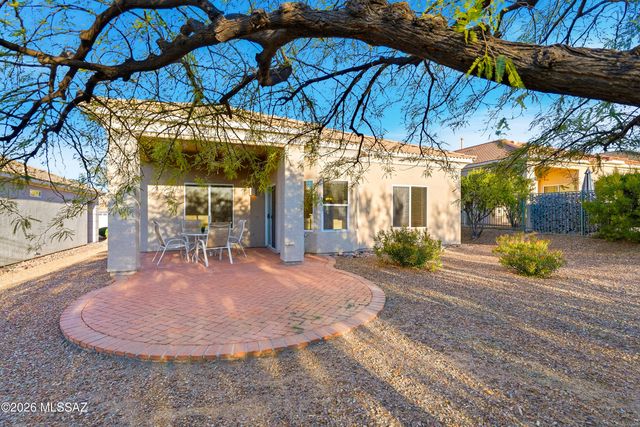 13652 N Gold Cholla Place, Marana, AZ 85658