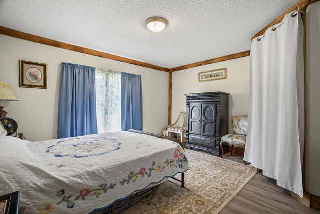 1047 Phillips Dr, Monterey, TN 38574