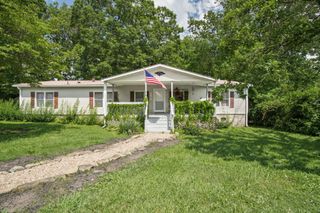 1047 Phillips Dr, Monterey, TN 38574