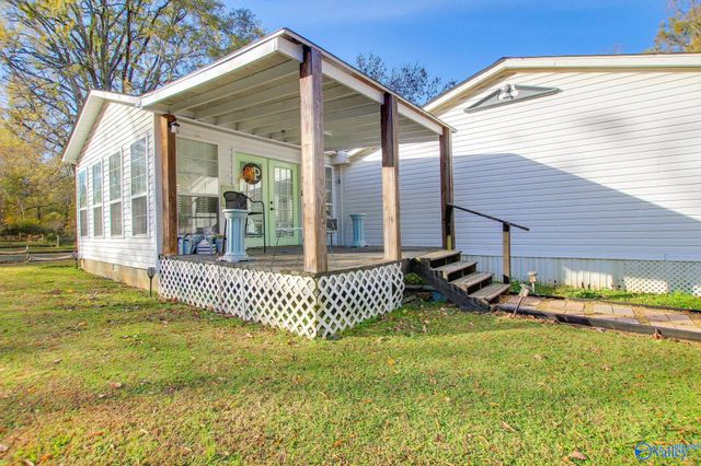 1465 Lovett Street, Town Creek, AL 35672