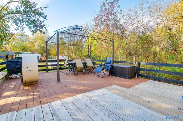 1465 Lovett Street, Town Creek, AL 35672