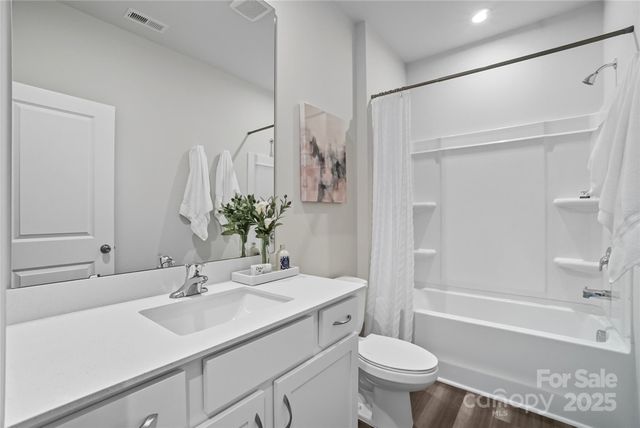 2610 Selbourne Drive, Gastonia, NC 28052