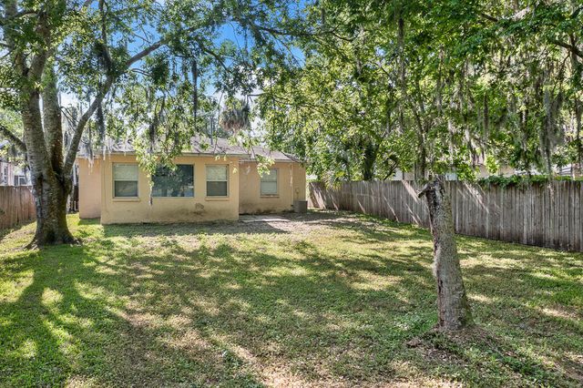 517 Fulton Street Street, Daytona Beach, FL 32114