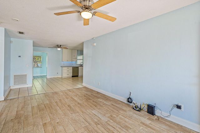 517 Fulton Street Street, Daytona Beach, FL 32114