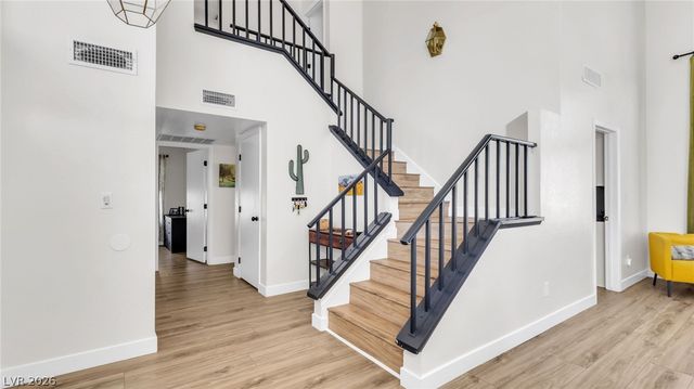5620 Guiding Star Circle, North Las Vegas, NV 89031