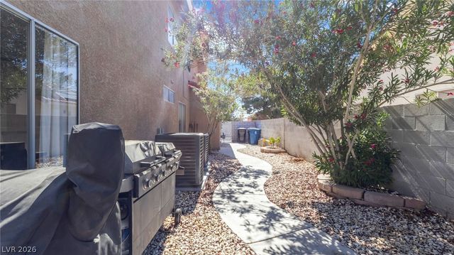 5620 Guiding Star Circle, North Las Vegas, NV 89031