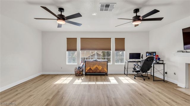 5620 Guiding Star Circle, North Las Vegas, NV 89031