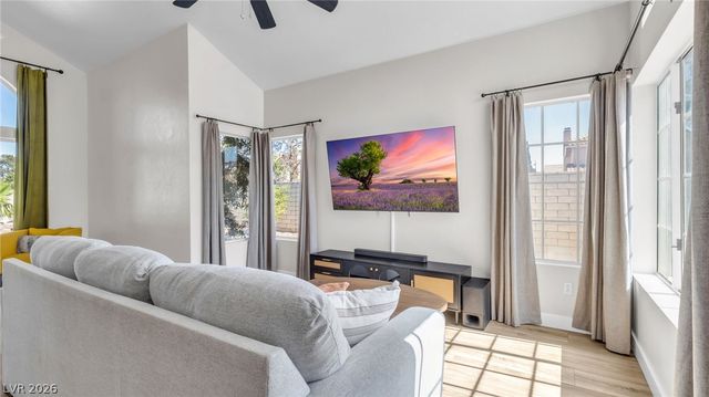 5620 Guiding Star Circle, North Las Vegas, NV 89031