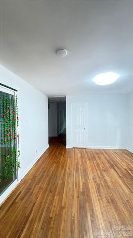 4131 Woodgreen Terrace, Charlotte, NC 28205