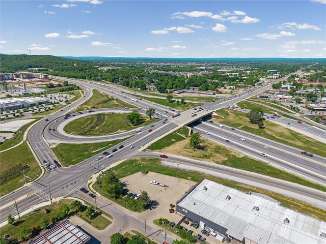 2418, 2510 and 2460 Wedington, Fayetteville, AR 72701