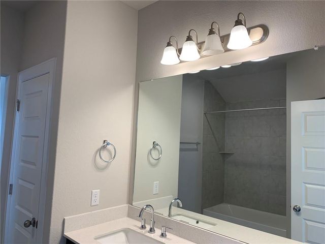 109 White Dunes DR, Maxwell, TX 78656