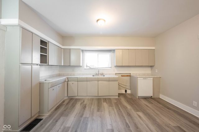 2919 E New York Street, Indianapolis, IN 46201