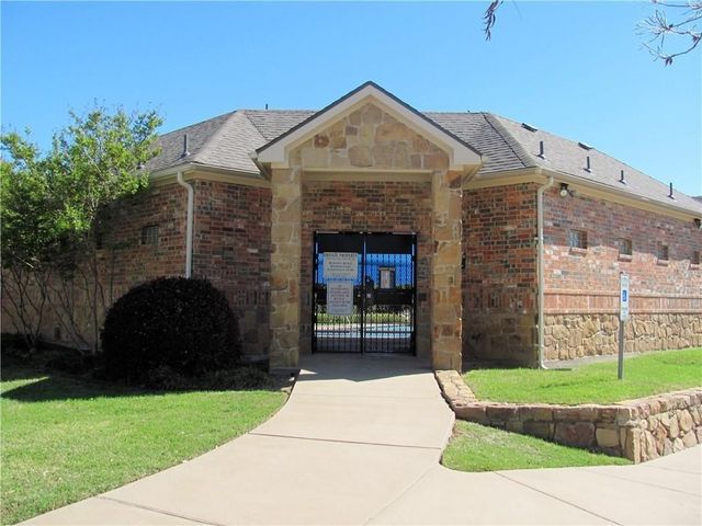 13216 Fencerow Road, Fort Worth, TX 76244