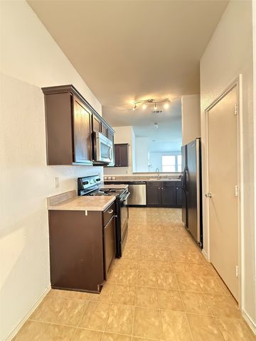 13216 Fencerow Road, Fort Worth, TX 76244