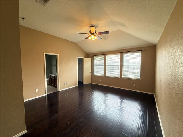 13216 Fencerow Road, Fort Worth, TX 76244