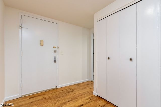 518 Gregory Ave 203, Weehawken Twp., NJ 07086