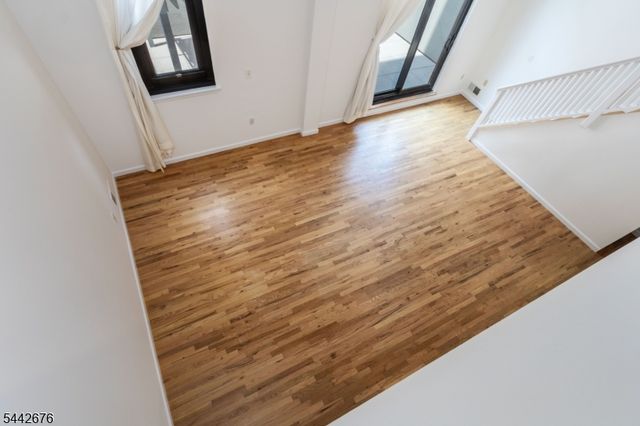 518 Gregory Ave 203, Weehawken Twp., NJ 07086