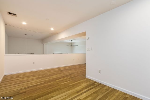 518 Gregory Ave 203, Weehawken Twp., NJ 07086
