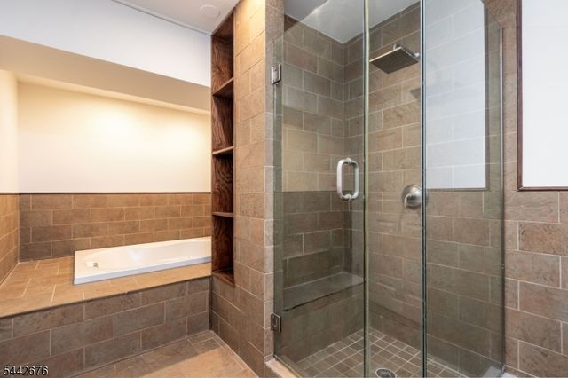 518 Gregory Ave 203, Weehawken Twp., NJ 07086