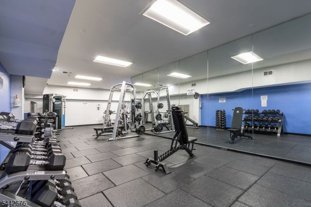 518 Gregory Ave 203, Weehawken Twp., NJ 07086