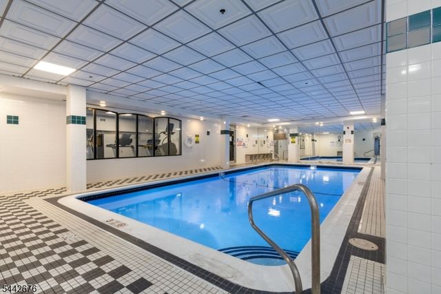 518 Gregory Ave 203, Weehawken Twp., NJ 07086