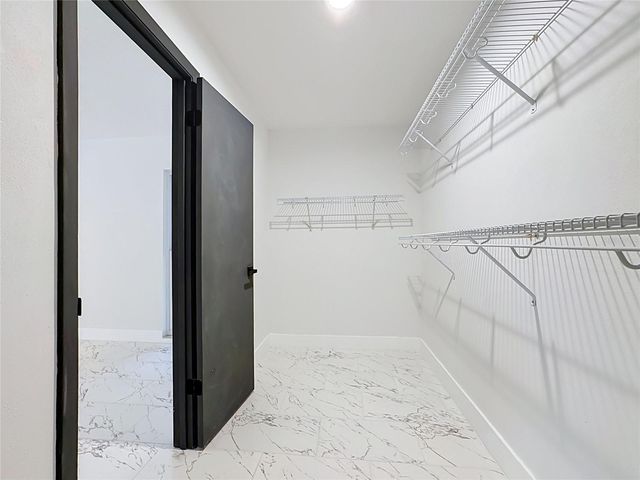 4256 KING RICHARD LANE, Sarasota, FL 34232