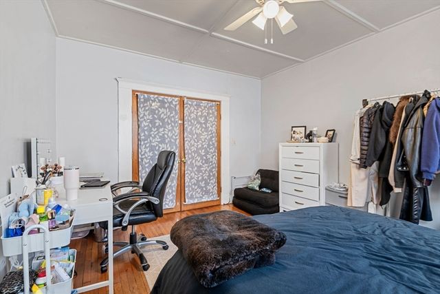 131 Park Drive 12, Boston, MA 02215