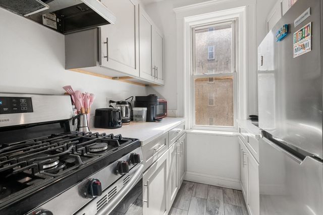 131 Park Drive 12, Boston, MA 02215