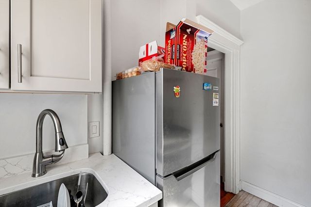 131 Park Drive 12, Boston, MA 02215