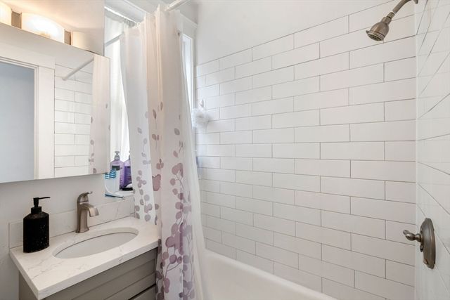 131 Park Drive 12, Boston, MA 02215