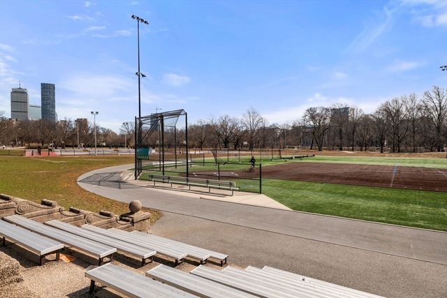 131 Park Drive 12, Boston, MA 02215