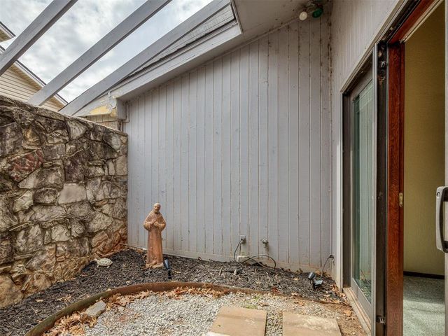 10604 Admiral Drive, Oklahoma City, OK 73162