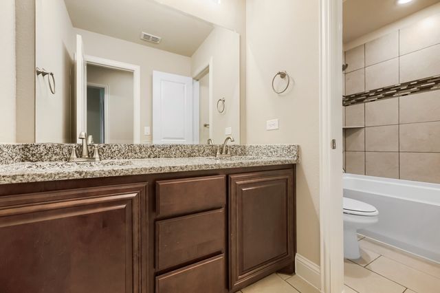 989 Imperial Eagle Road, Alvarado, TX 76009