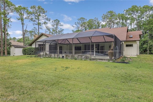 5752 Bur Oaks LN, Naples, FL 34119