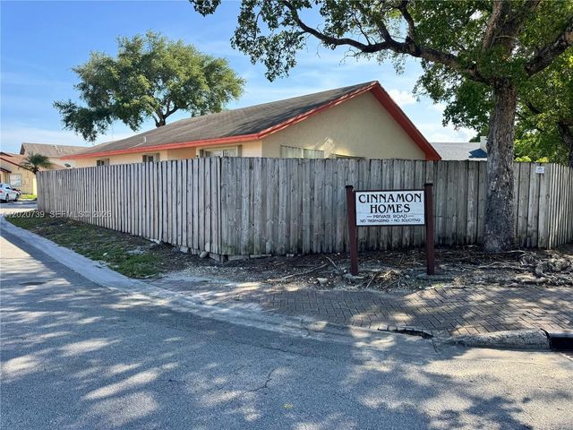 2330 SW 80th Terrace, Miramar, FL 33025