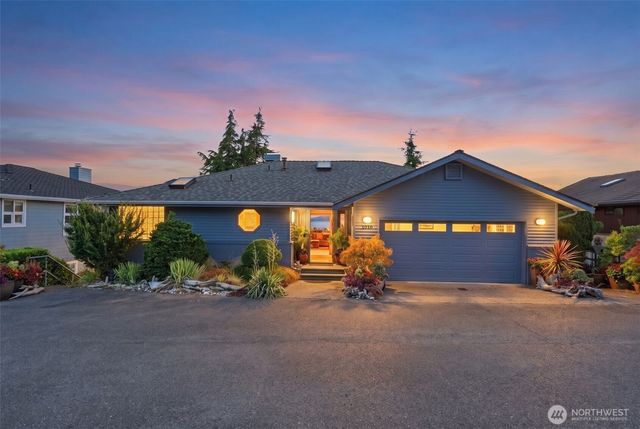 1010 1st Lane, Mukilteo, WA 98275