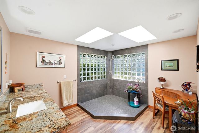 1010 1st Lane, Mukilteo, WA 98275